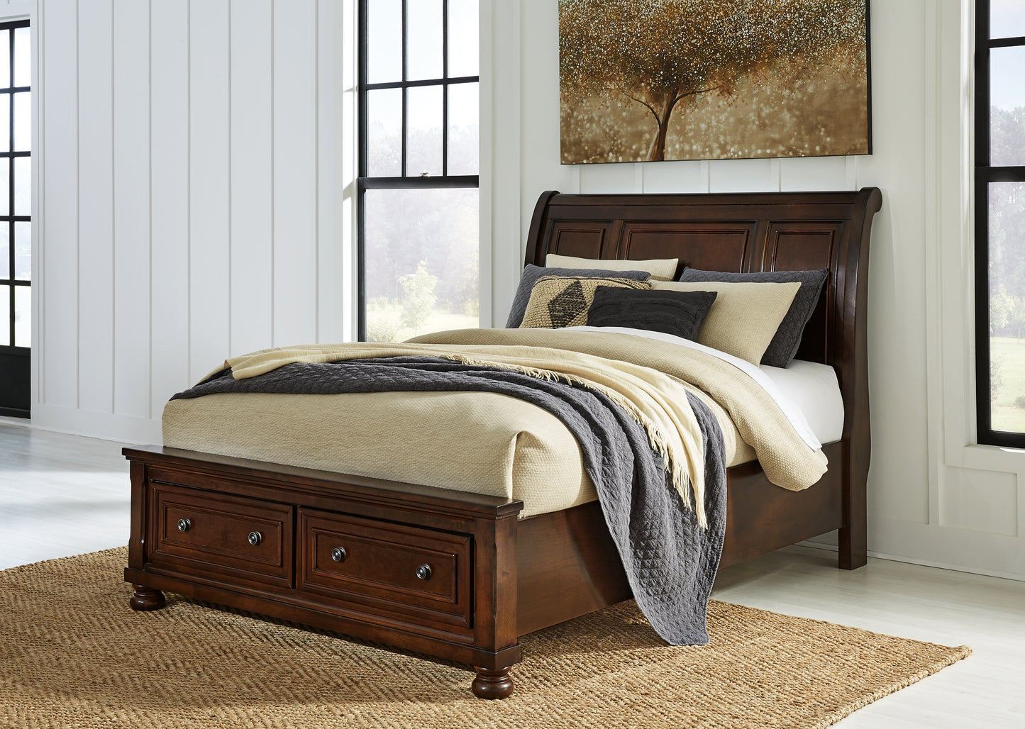 Robbinsdale  Sleigh Bed With Storage