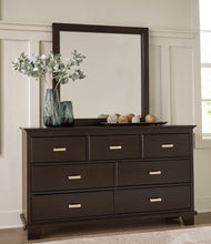 Load image into Gallery viewer, Covetown Twin Panel Bed with Mirrored Dresser and 2 Nightstands
