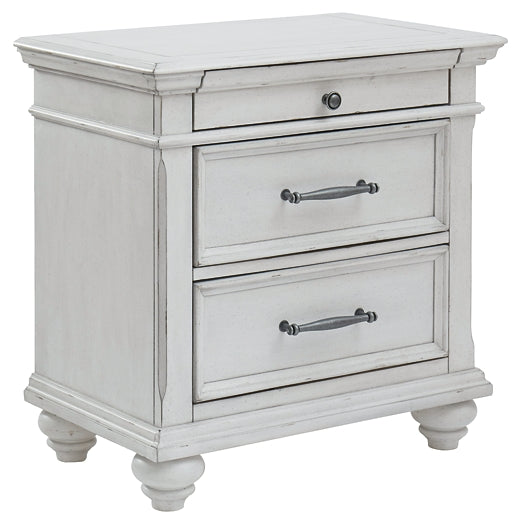 Kanwyn Three Drawer Night Stand